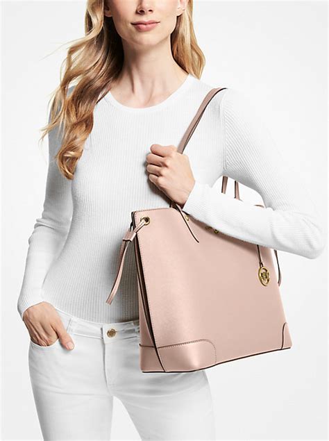tote similar to michael kors edith large tote
